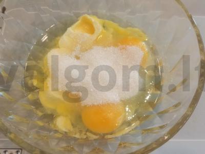 Raisinų pyragas Žingsnis 2