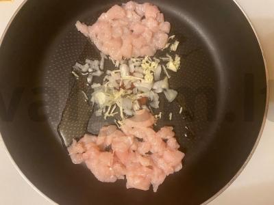 Kruasanai „Todore“ su vištienos filė ir pievagrybiais Žingsnis 2