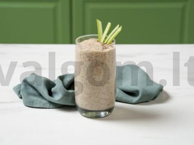 Žalias gaivus smoothie pagrindine nuotrauka