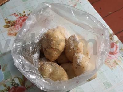 Bulvės su odele mikrobangų krosnelėje Žingsnis 2