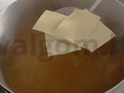 Inkal – troškintas mėsa su bulvėmis Žingsnis 4