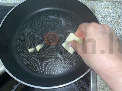 Saldūs pavasario varškėčiai su topinambūrų sirupu Žingsnis 8