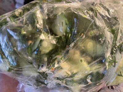 Greiti traškūs pusiau sūdyti agurkai per 5 minutes Žingsnis 8