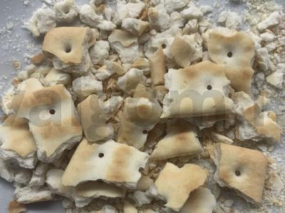 Vaisių salotos iš arbūzo, obuolių ir riešutų Žingsnis 1