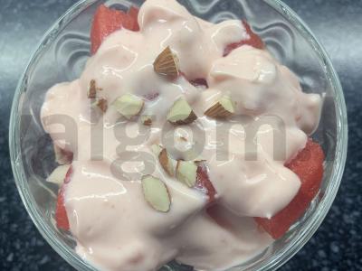 Vaisių salotos iš arbūzo, obuolių ir riešutų Žingsnis 7