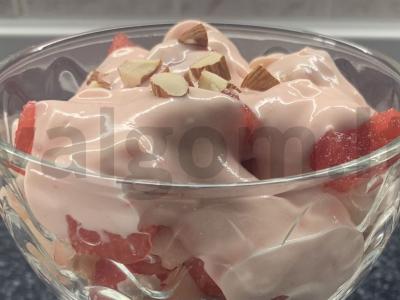 Vaisių salotos iš arbūzo, obuolių ir riešutų Žingsnis 8