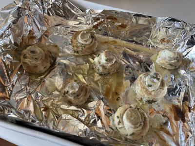 Sultingi pievagrybiai marinate pagrindine nuotrauka