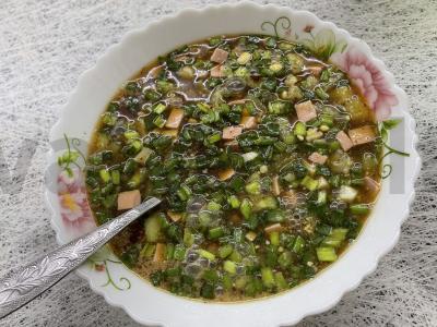 Okroška su daržovėmis ir kvašu pagrindine nuotrauka