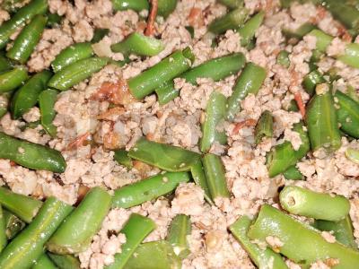 Faršas su žaliąja pupelių pagrindine nuotrauka