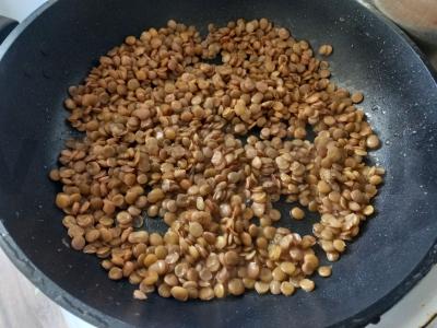 Lęšiai su kiaušiniu ir petražolėmis Žingsnis 3