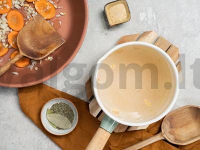 Kalakutienos filė sriuba su džiovintais žirniais Žingsnis 1