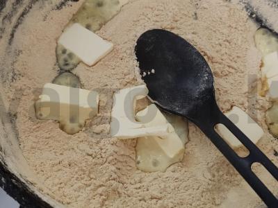 Kiaulienos guliašas su daržovėmis Žingsnis 2