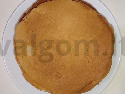 Skanūs kefyro blynai su šokoladu Žingsnis 1