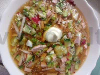 Lengvas vasaros sriuba su kvašu pagrindine nuotrauka