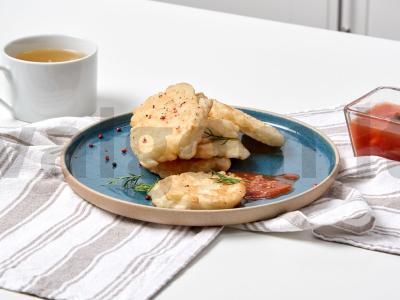 Vegetariški svogūnų blynai pagrindine nuotrauka