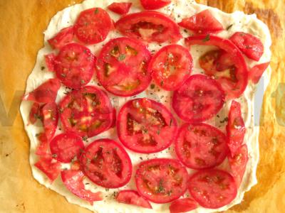 Pica „Margherita“ ant kefyro tešlos Žingsnis 3