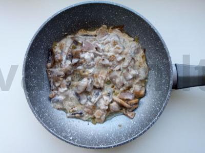 Itališka makaronų patiekalas su šitake grybais grietinėlės padaže Žingsnis 3