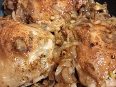 Vištienos šlaunelės grietinėlėje Žingsnis 4