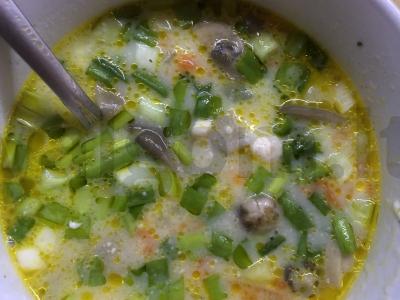 Grietininis grybų sriuba pagrindine nuotrauka