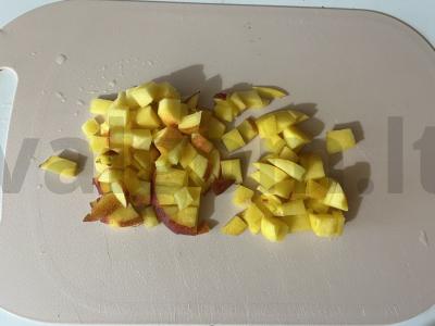 Švelnus džemas su nektarino gabaliukais vyšnių sultyse Žingsnis 2