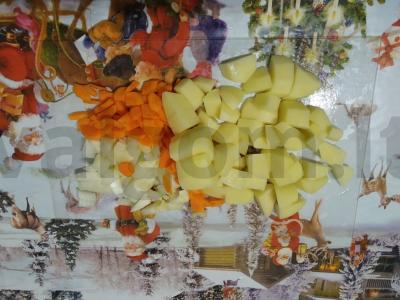 Lašišų sriuba su greitai virškančiais makaronais Žingsnis 2