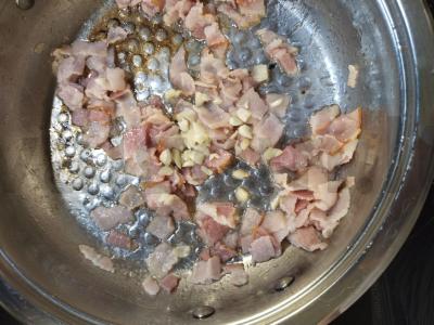 Spagečiai a la karbonara vakarienei Žingsnis 2