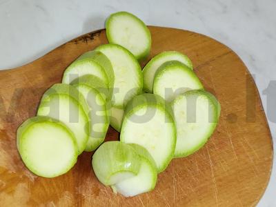 Traškūs cukinijos Žingsnis 1