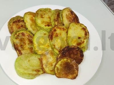 Traškūs cukinijos pagrindine nuotrauka