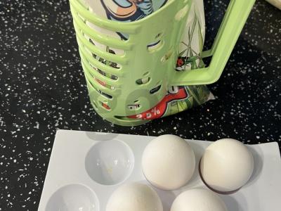 Sūrio omletas su pomidorais Žingsnis 1