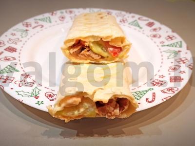 Šašlykas iš armėniško lavašo su vištienos krūtinėle pagrindine nuotrauka