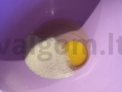 Amerikietiški blynai iš ruginių miltų su pienu Žingsnis 1