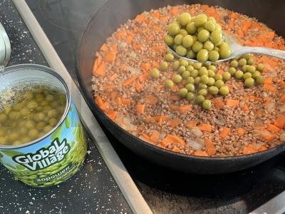 Grikių košė su žaliu žirneliu ir daržovėmis Žingsnis 5