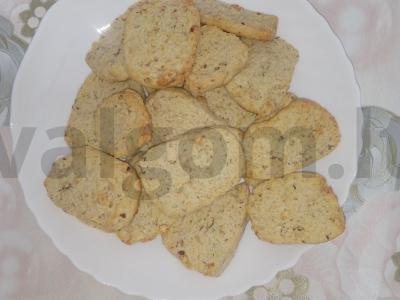 Riešutų sausainiai pagrindine nuotrauka