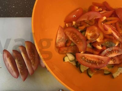 Vištienos ir sausainių salotos Žingsnis 2