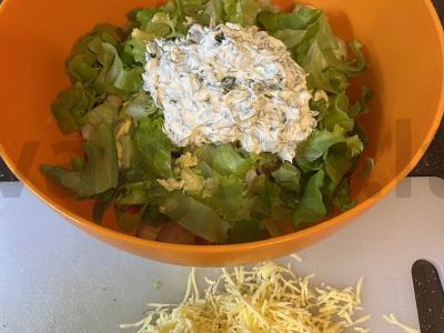 Vištienos ir sausainių salotos Žingsnis 4