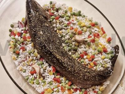 Upėtakis, keptas su daržovėmis ir ryžiais Žingsnis 2