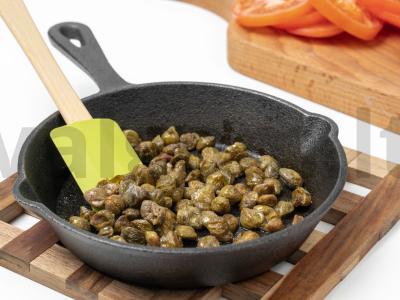 Caprese su kaparėliais Žingsnis 1