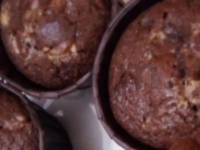 Šokoladiniai kavos keksiukai pagrindine nuotrauka