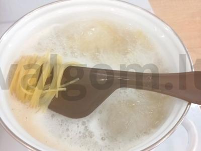 Spagečiai pagal Lygūriją su midijomis Žingsnis 1