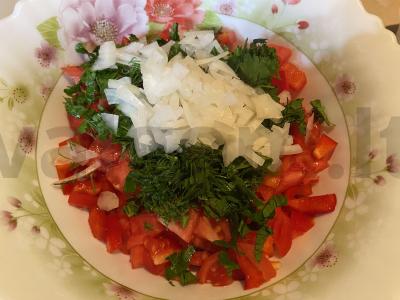 Vegetariškas salotas su marinuotais pievagrybiais Žingsnis 4