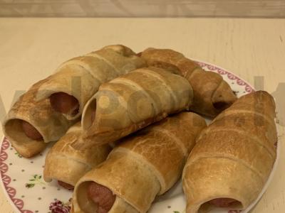 Greitos dešrelės tešloje pagrindine nuotrauka