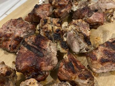 Šašlykas svogūnų marinate pagrindine nuotrauka