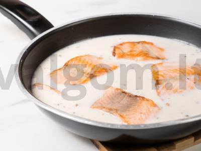 Žuvis su baltu padažu Žingsnis 4