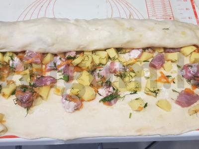 Hanumas — ritinys su mėsa ir bulvėmis Žingsnis 3