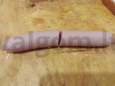 Greitas ir lengvas užkandis iš dešros ir duonos Žingsnis 1