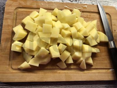 Sriuba su meatballs ir vermišeliu Žingsnis 3