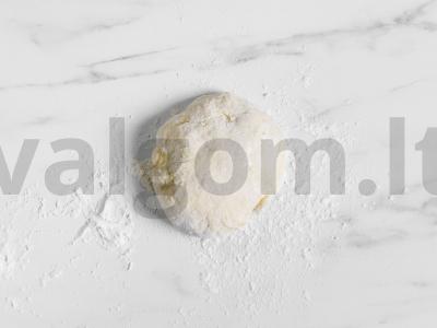 Česnakiniai bandelės Žingsnis 3