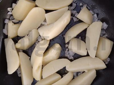 Kaimiška bulvytė su dviem svogūnų rūšimis Žingsnis 5