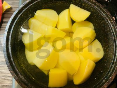 Bulvių gnocchi su citrina Žingsnis 1