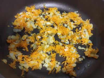 Grikių košė su kalakutiena ir špinatais Žingsnis 3